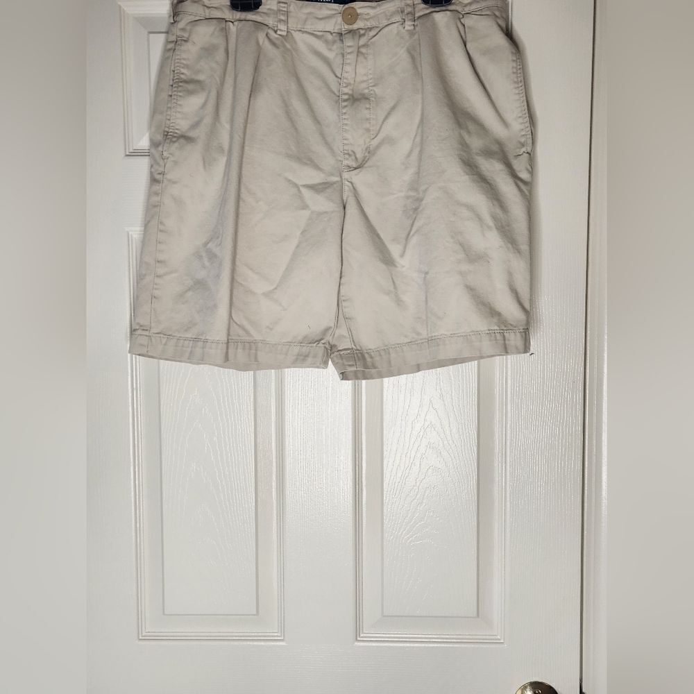 Polo Ralph Lauren Men Shorts 36x8.5 Khaki Beige Tyler Short Pleated Front Chino